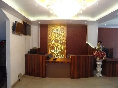 Hotel Kings Kastle Майсур